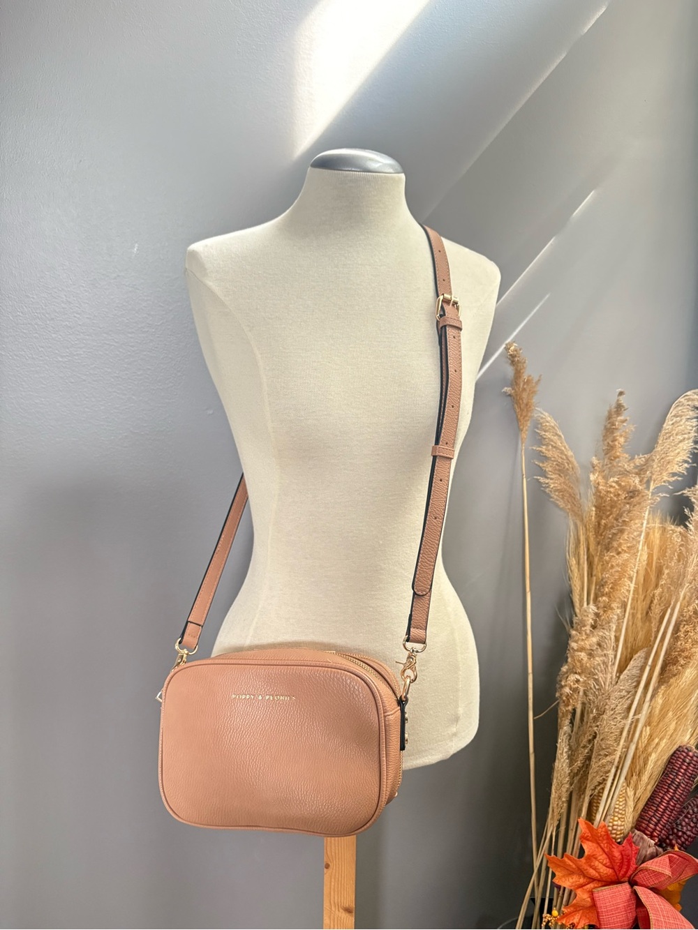 POPPY & PEONIES | 24/7 Crossbody Bag | Mocha Mousse